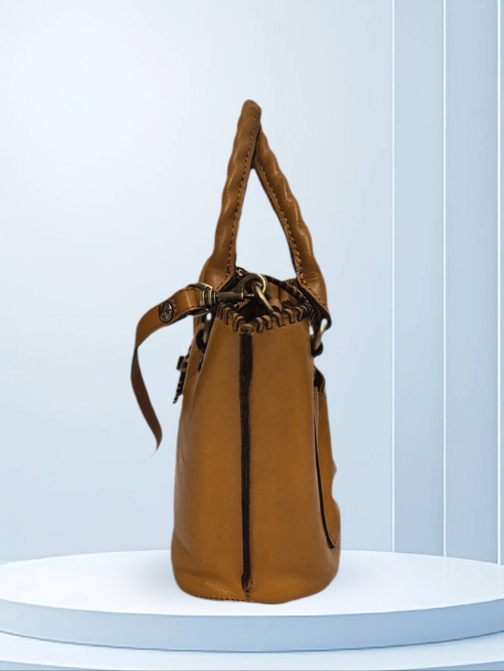Patricia Nash Ninette Crossbody Bag - Picture 3 of 10